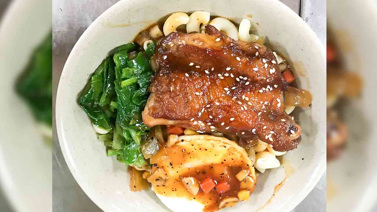 服務項目 13 福氣團膳 雞腿麵